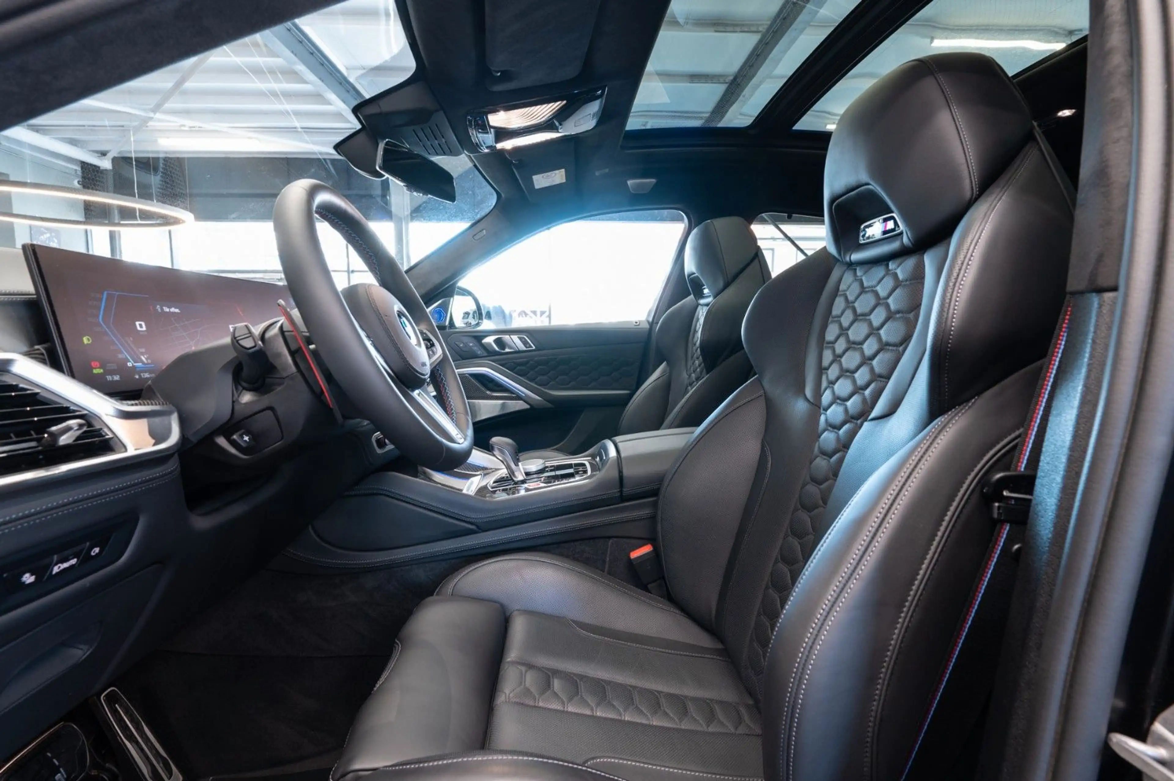 BMW X6 M Competition|M-AGA|HEAD-UP|B&W|PANO|VOLL — photo 12