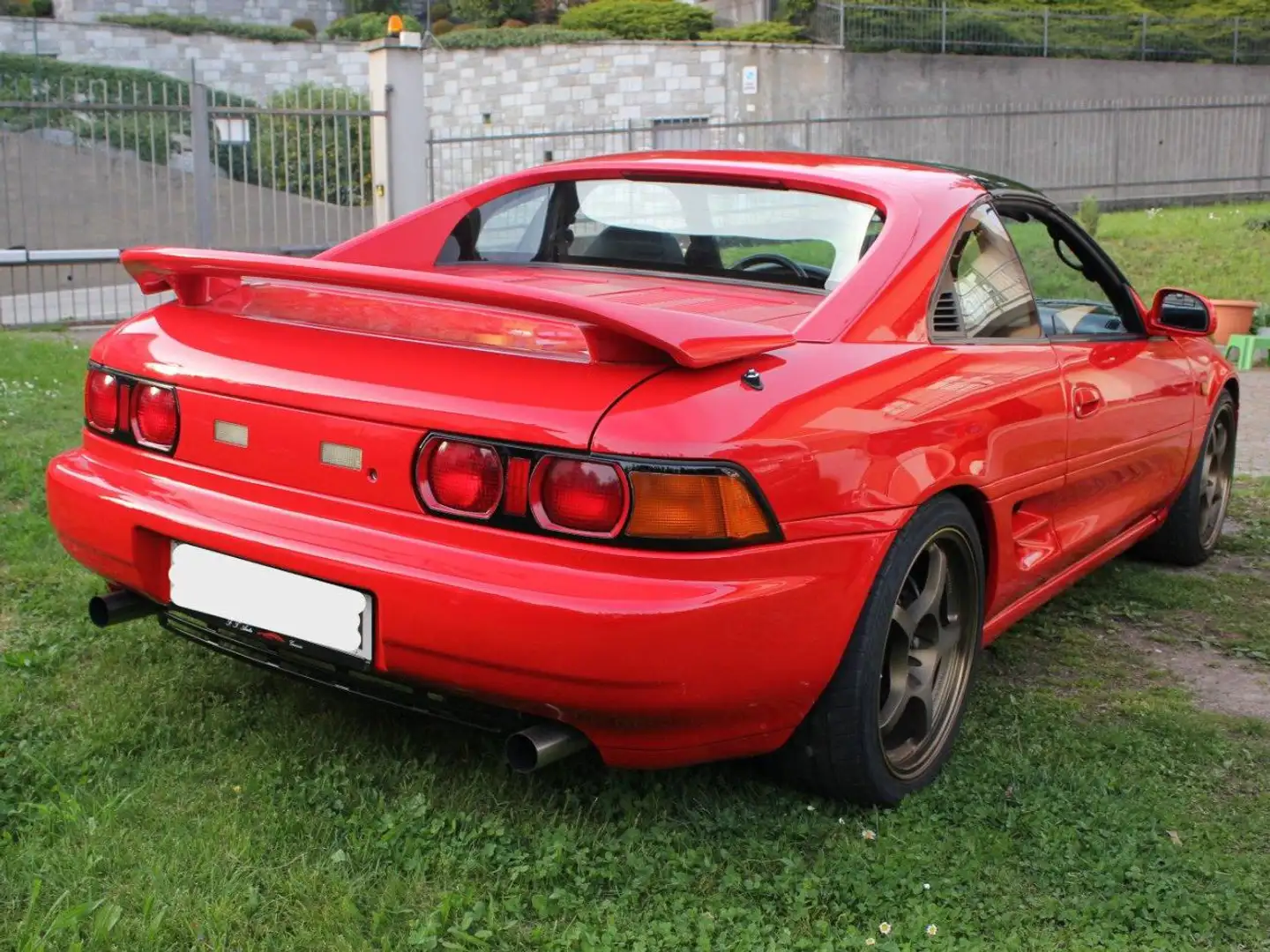 Toyota MR 2 Roşu - 2