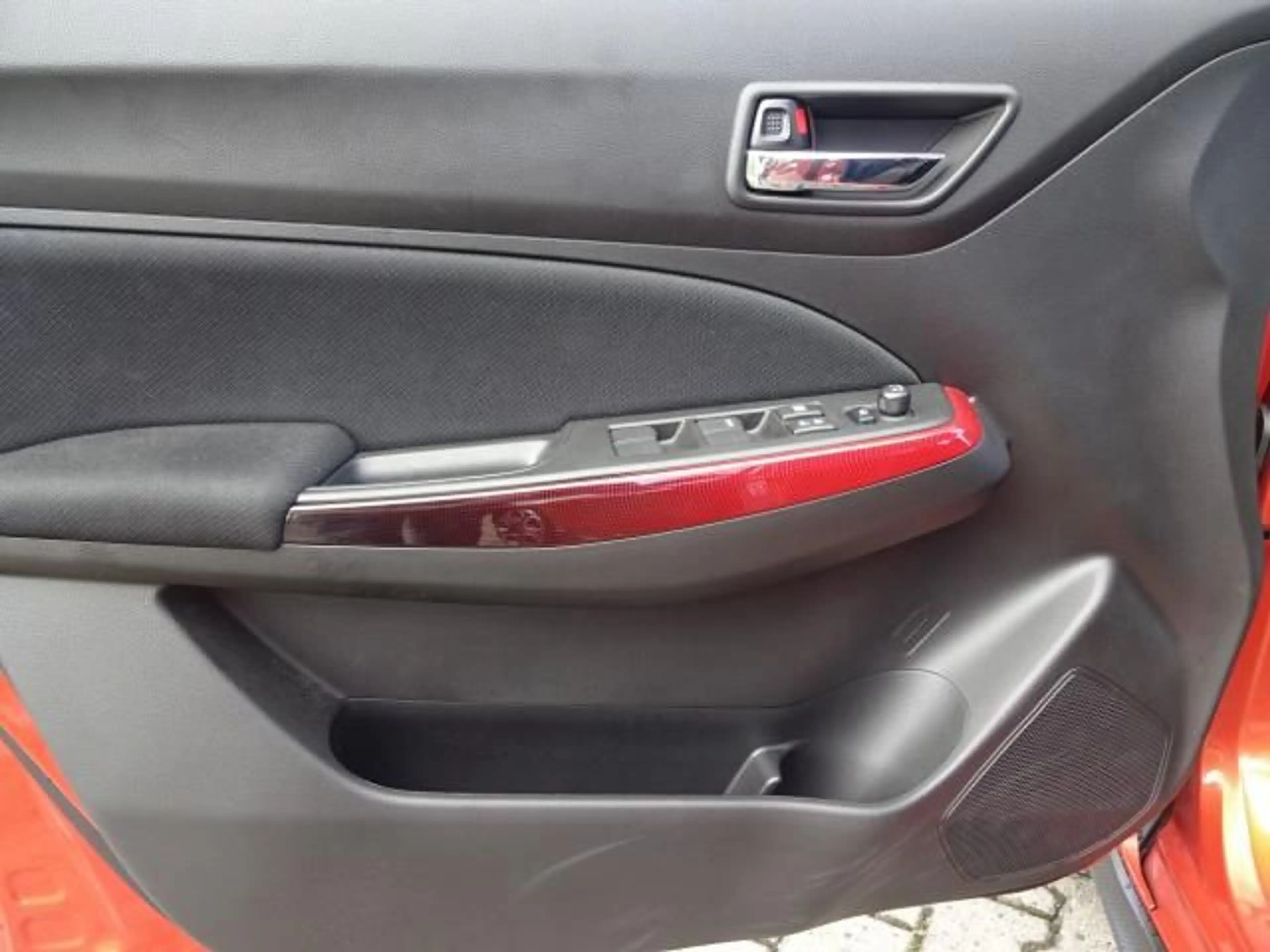 Suzuki Swift SWIFT  1.4 BOOSTERJET SPORT VOLL-LED KLIMA NAVI — photo 13