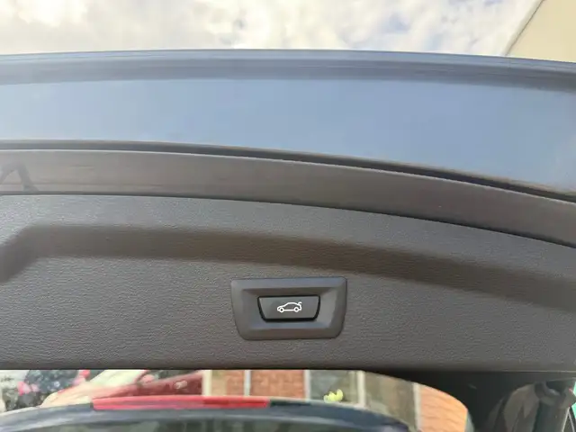 BMW X2 view 23
