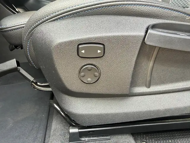 BMW X2 view 25