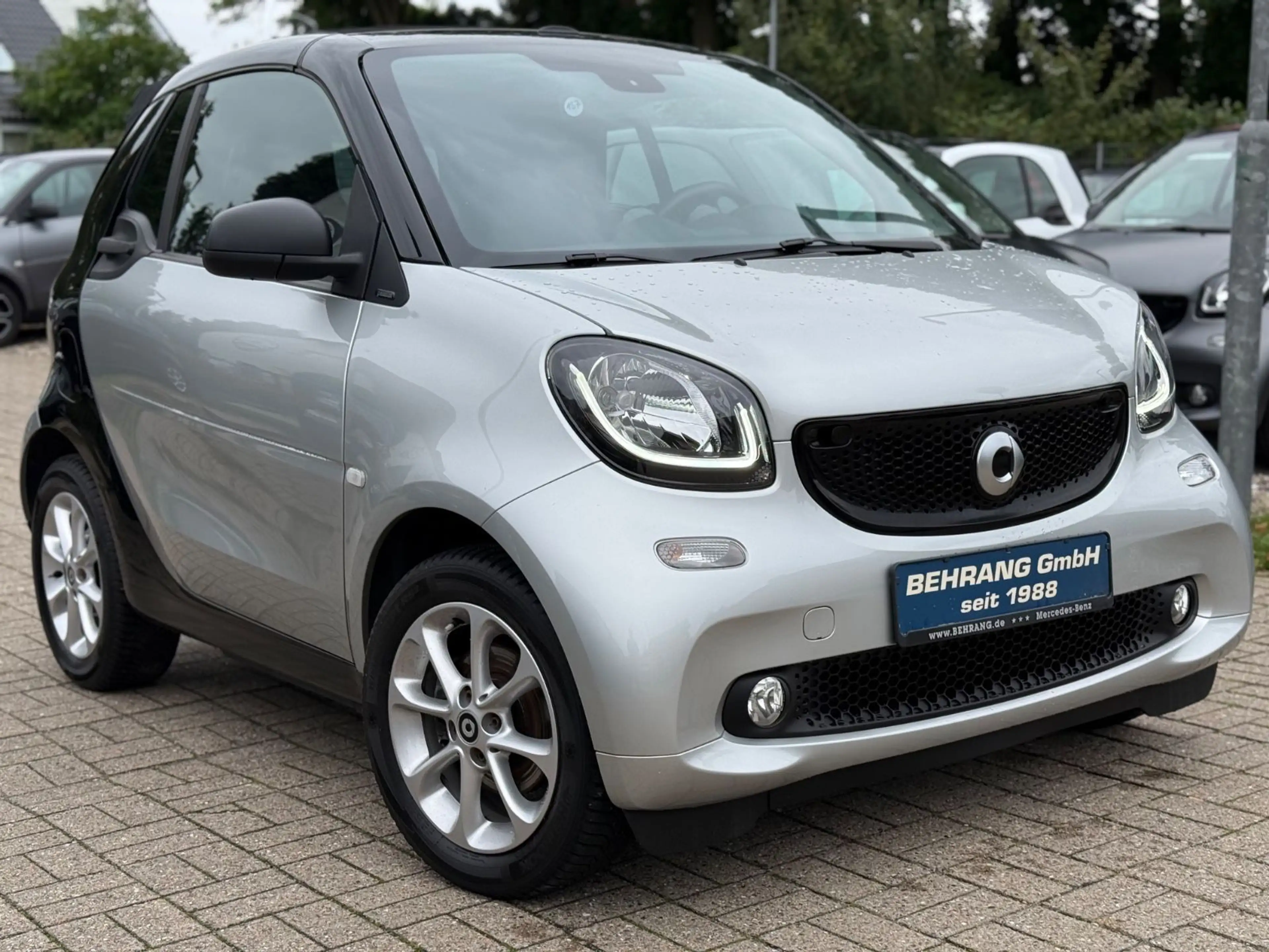 smart forTwo CABRIO*PASSION*NAVI*RÜCKFAHRKAMERA*