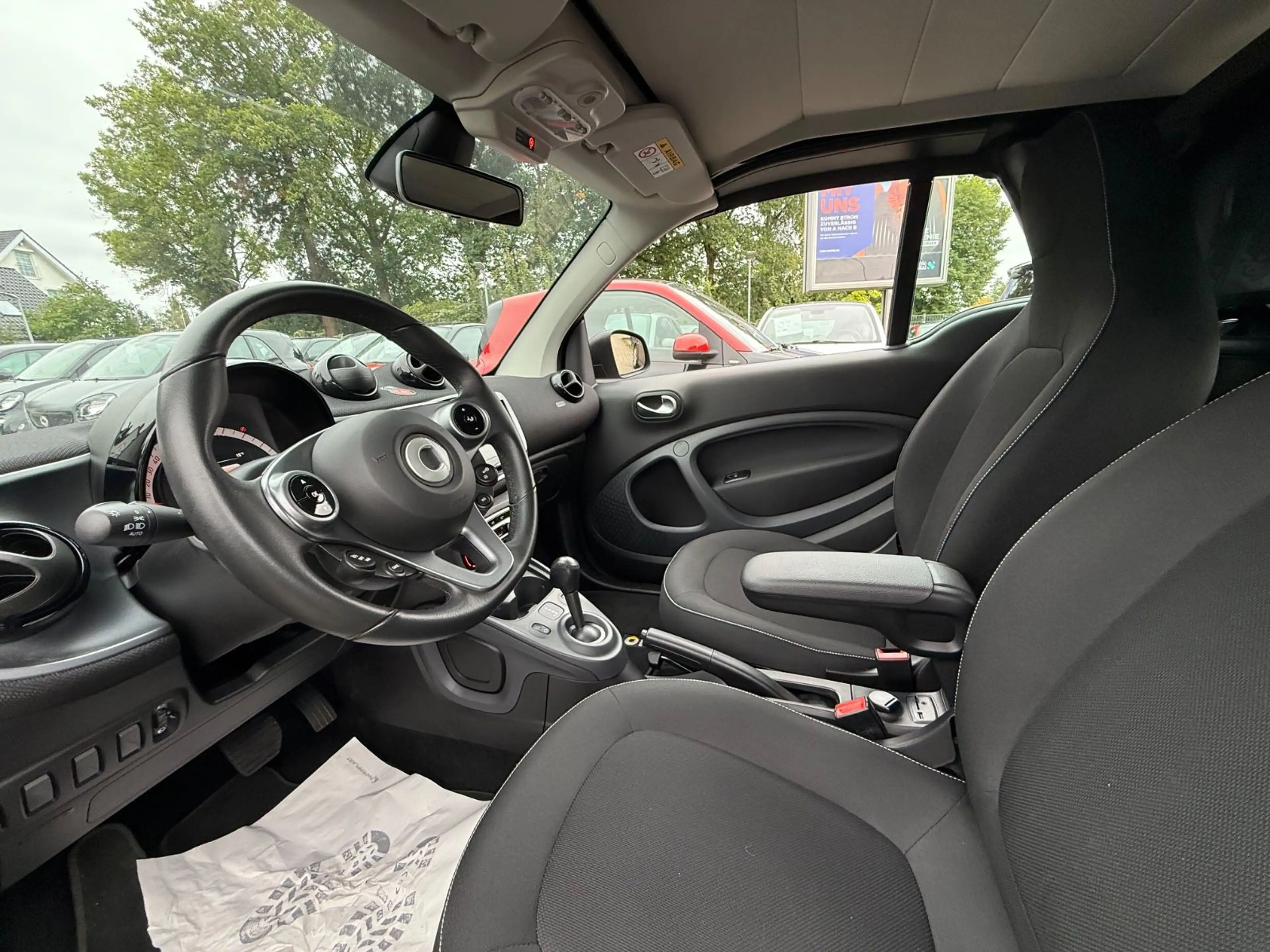 smart forTwo CABRIO*PASSION*NAVI*RÜCKFAHRKAMERA* — photo 14