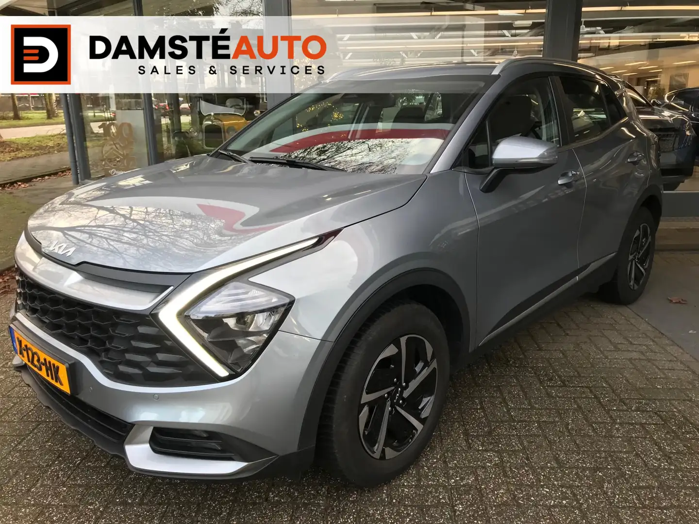 Kia Sportage 1.6 T-GDi Hybrid DynamicLine Gris - 1