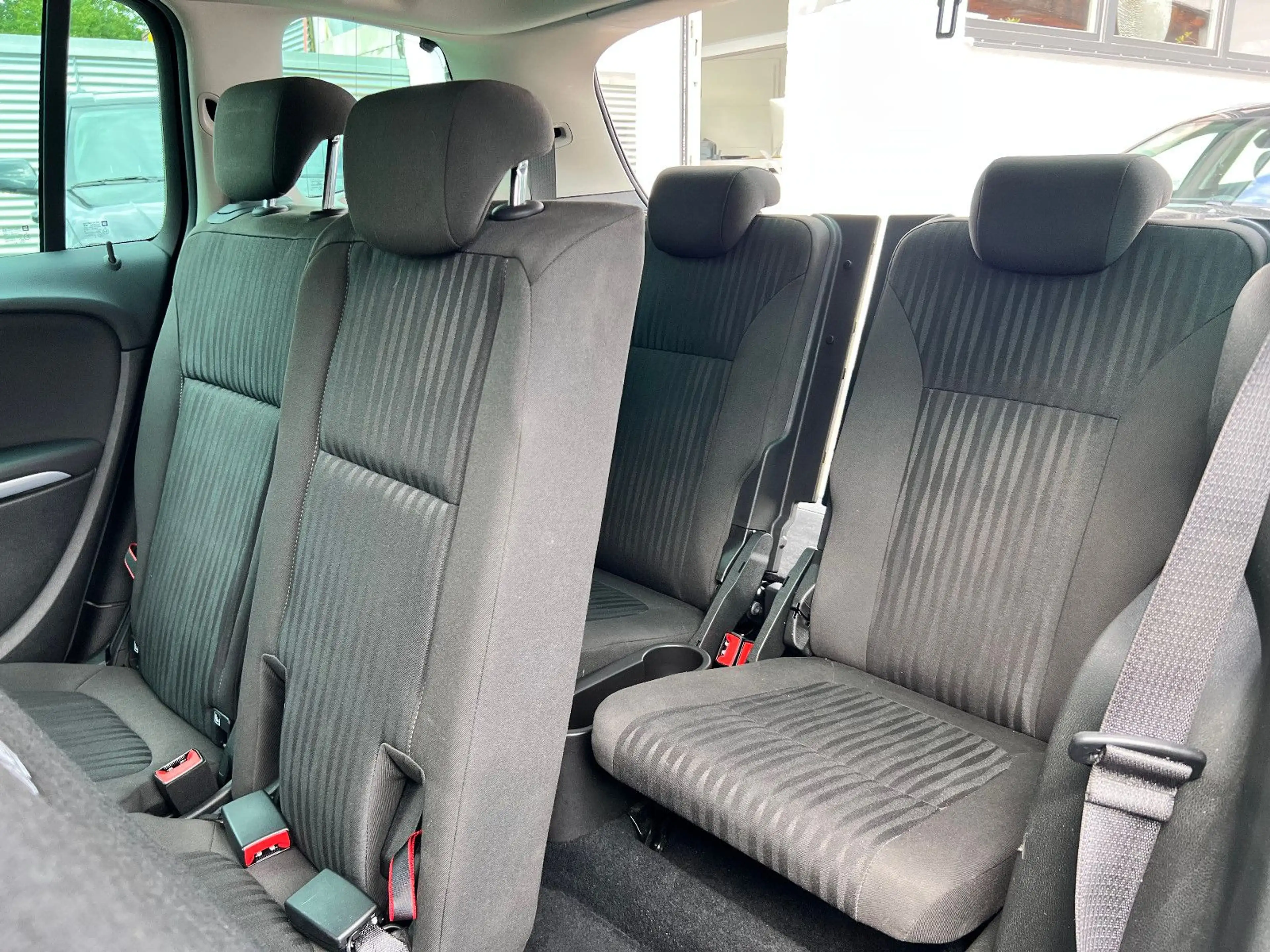 Opel Zafira Tourer 1.4 Turbo Edition Start/Stop Navi — photo 15