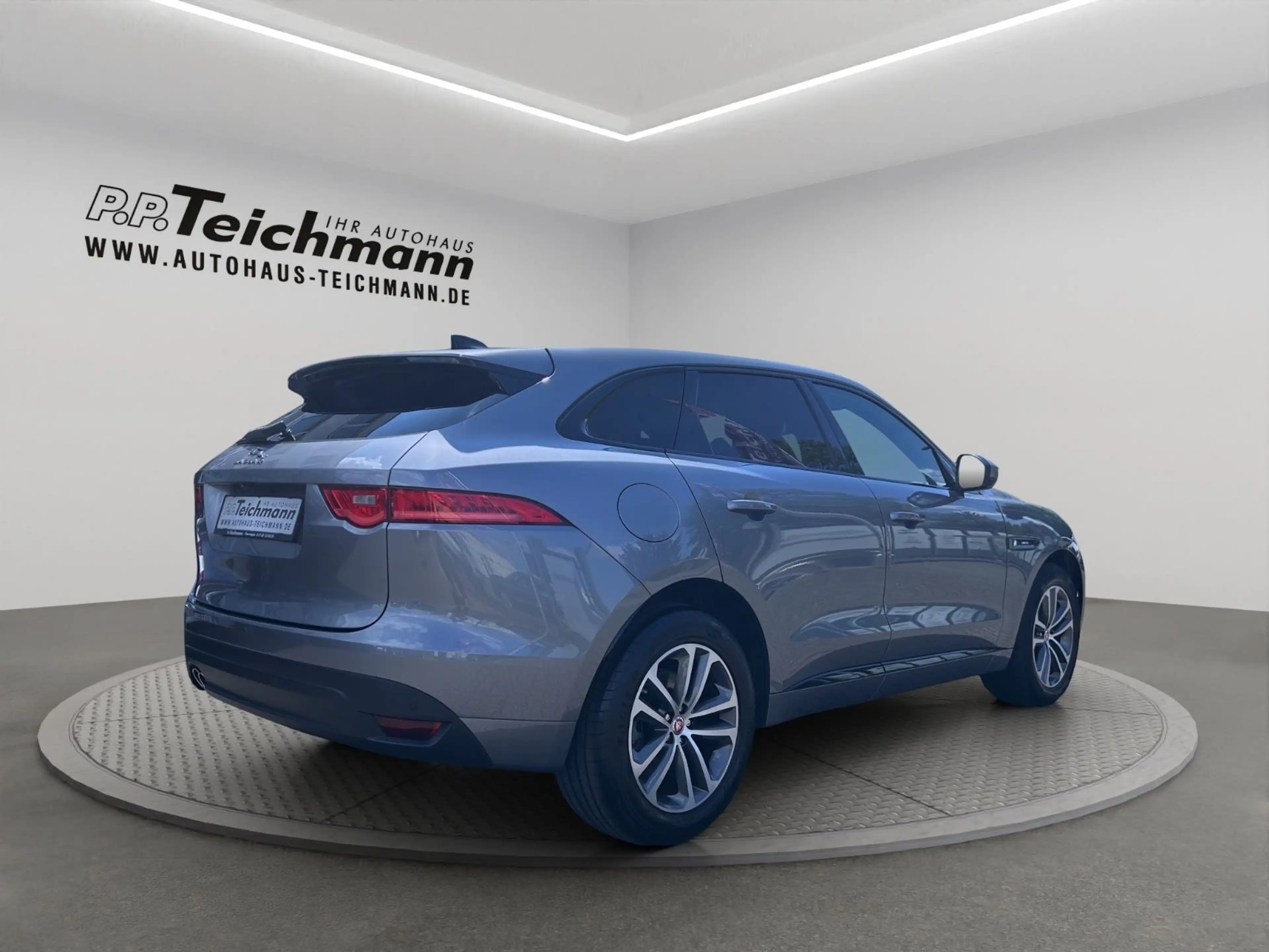 Jaguar F-Pace 20d AWD R-Sport Automatik — photo 5