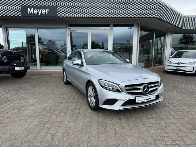 Mercedes-Benz C 180 Avantgarde C 180 CGI (205.040)