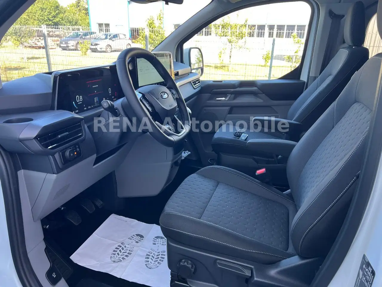 Ford Tourneo Custom 2026 — фото 10