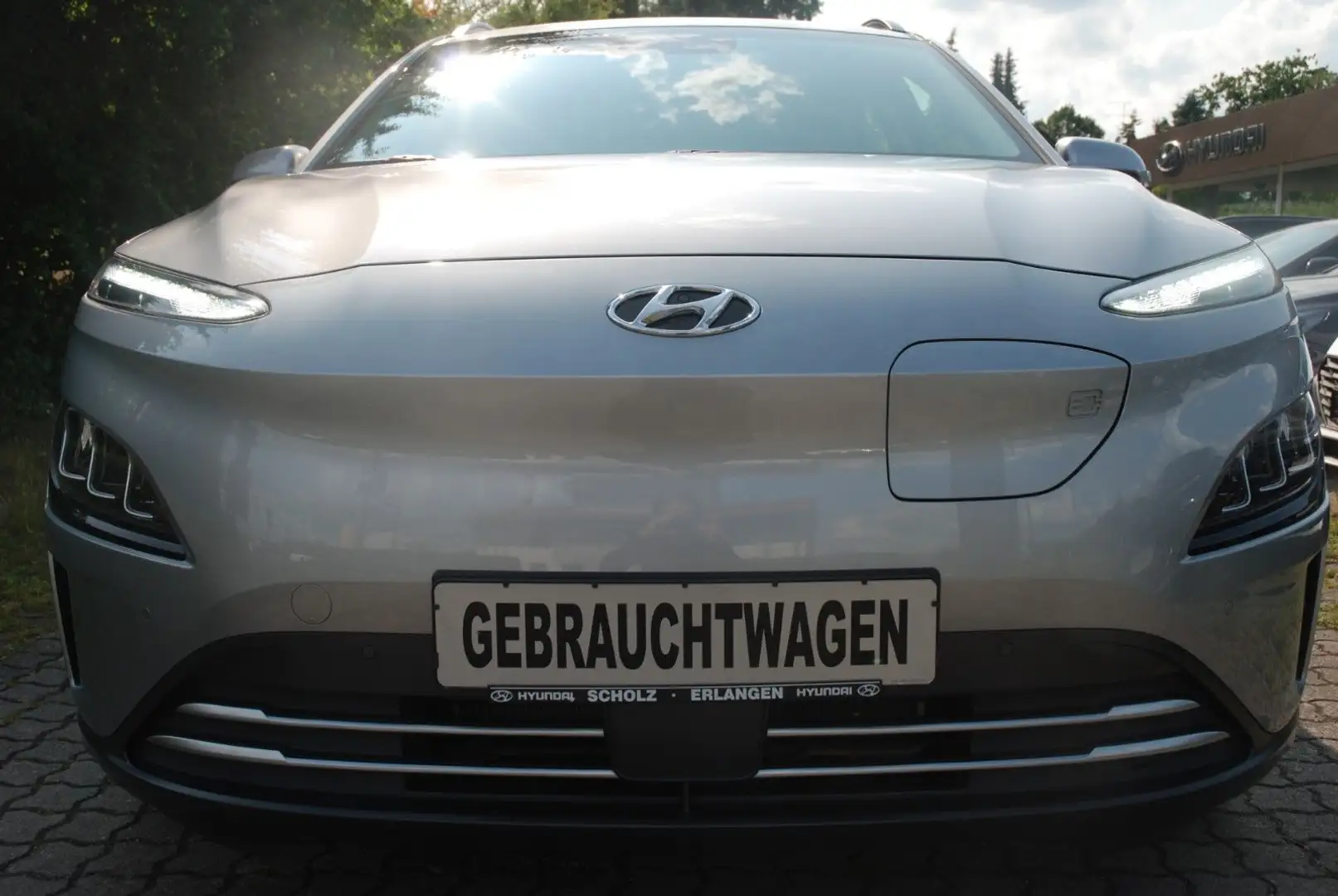 Hyundai KONA Elektro Trend 150kW Navigationspaket Argent - 2