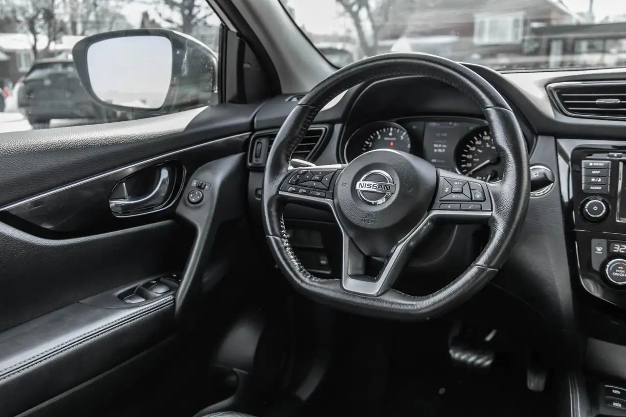 Nissan Qashqai снимка Nissan Qashqai