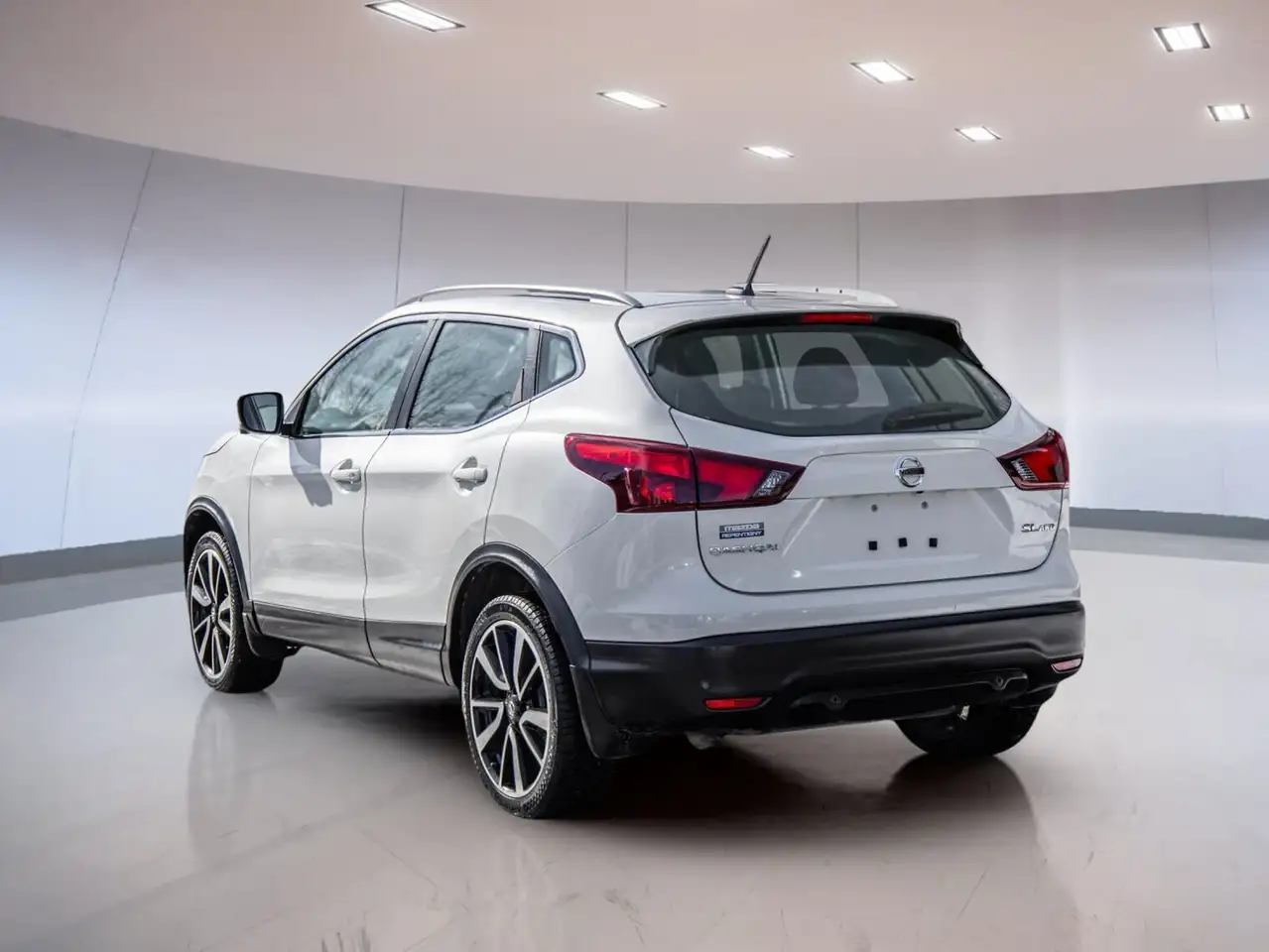 Nissan Qashqai снимка Nissan Qashqai