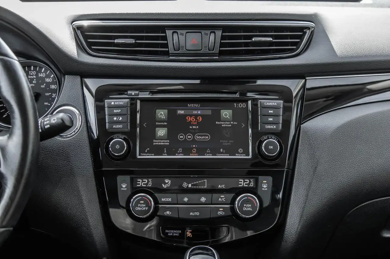 Nissan Qashqai снимка Nissan Qashqai