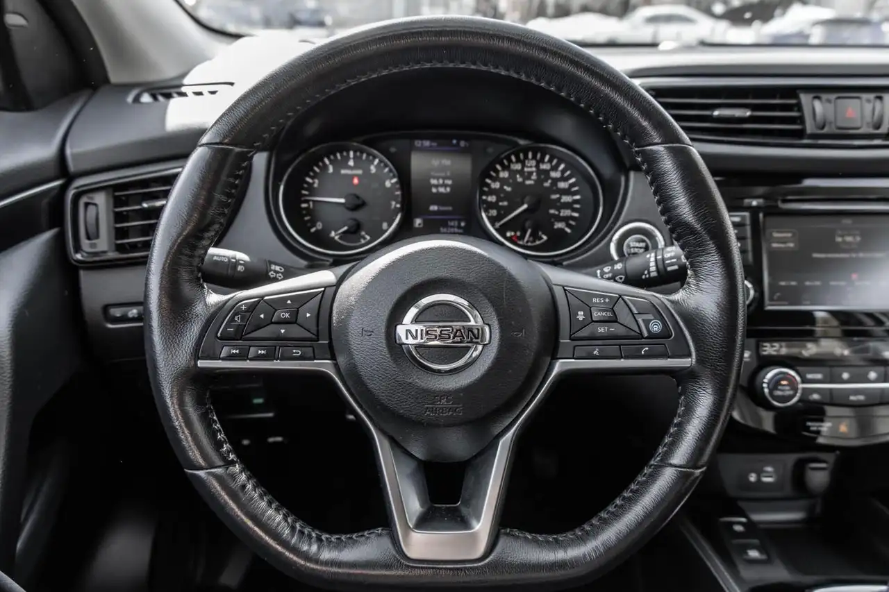 Nissan Qashqai снимка Nissan Qashqai