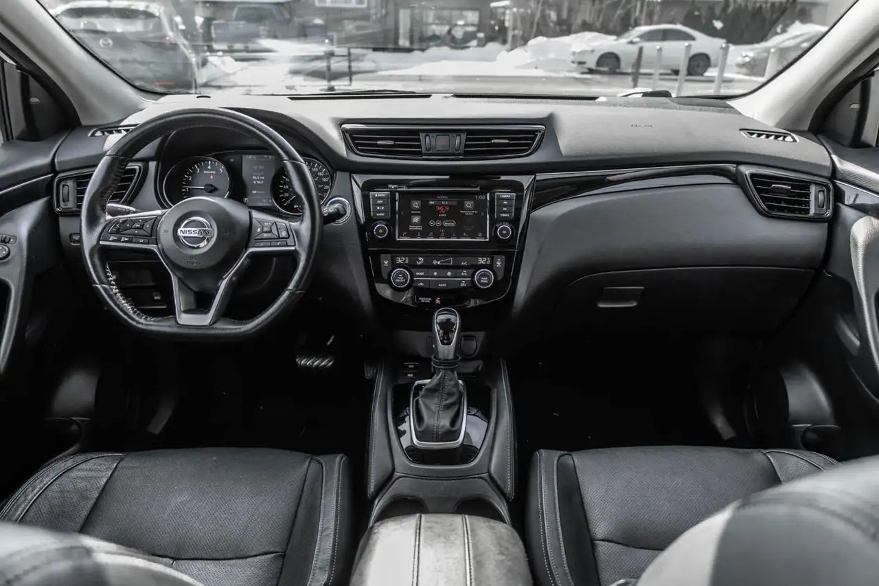 Nissan Qashqai снимка Nissan Qashqai