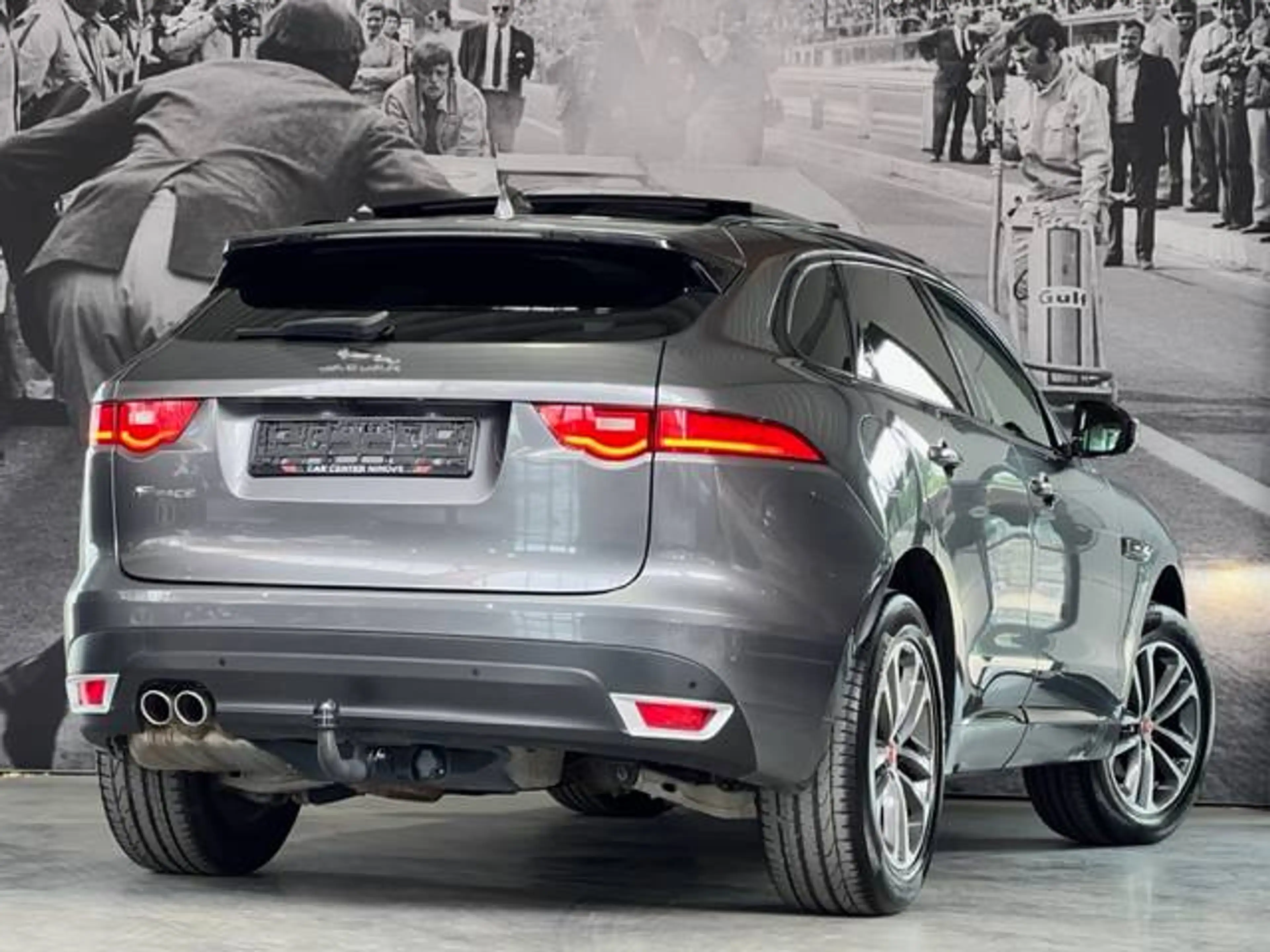 Jaguar F-Pace F-Pace 2.0 D AWD R-Sport — photo 10