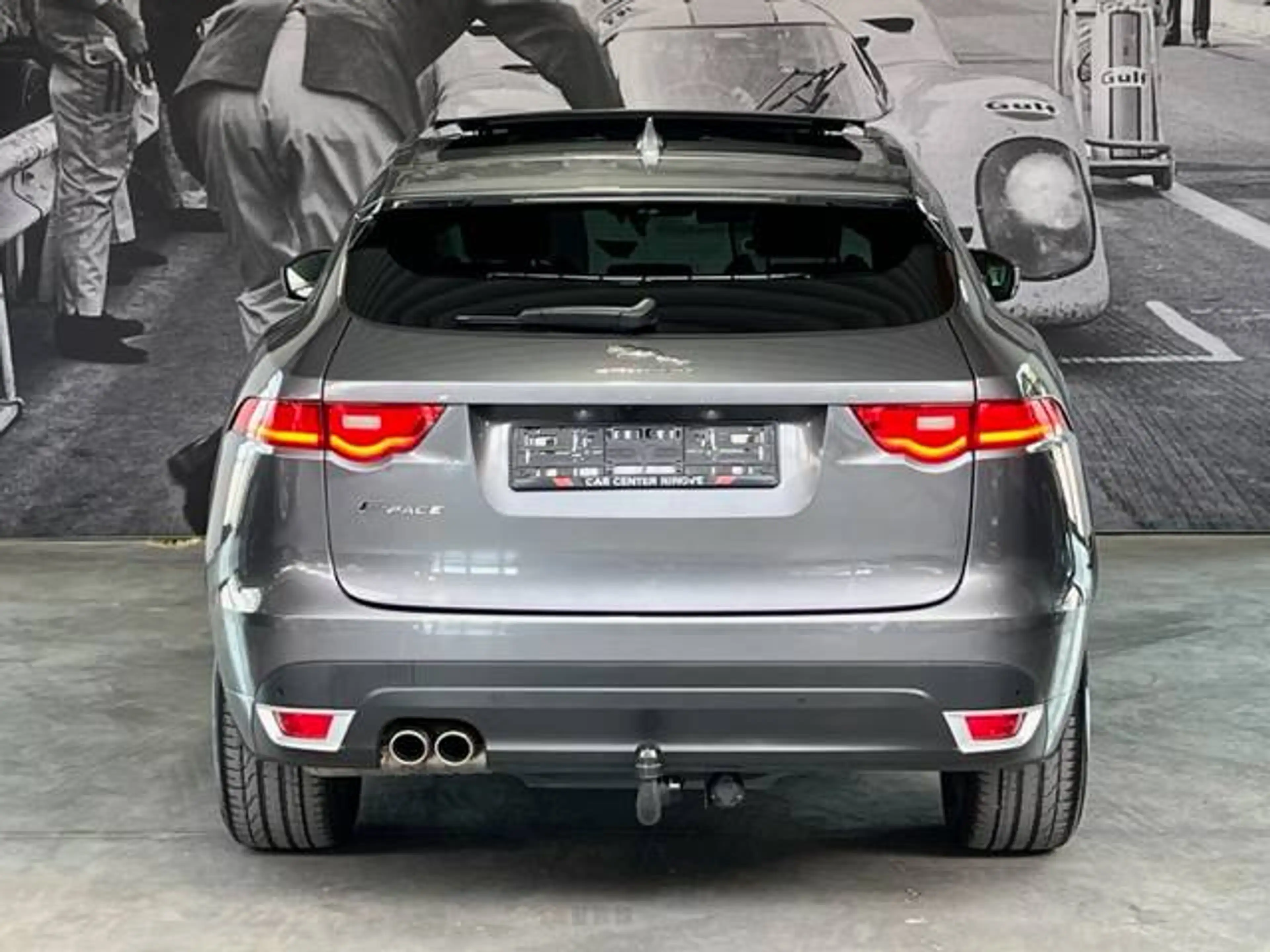 Jaguar F-Pace F-Pace 2.0 D AWD R-Sport — photo 12