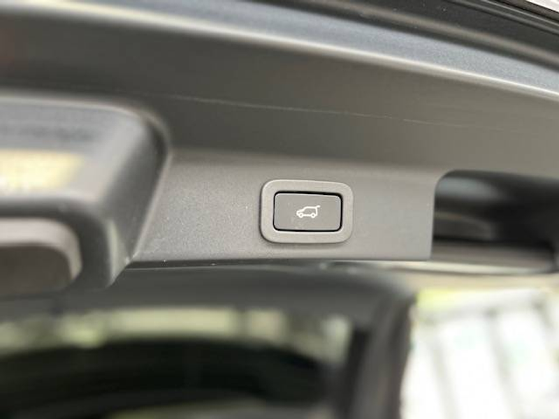 Jaguar F-Pace F-Pace 2.0 D AWD R-Sport — photo 14