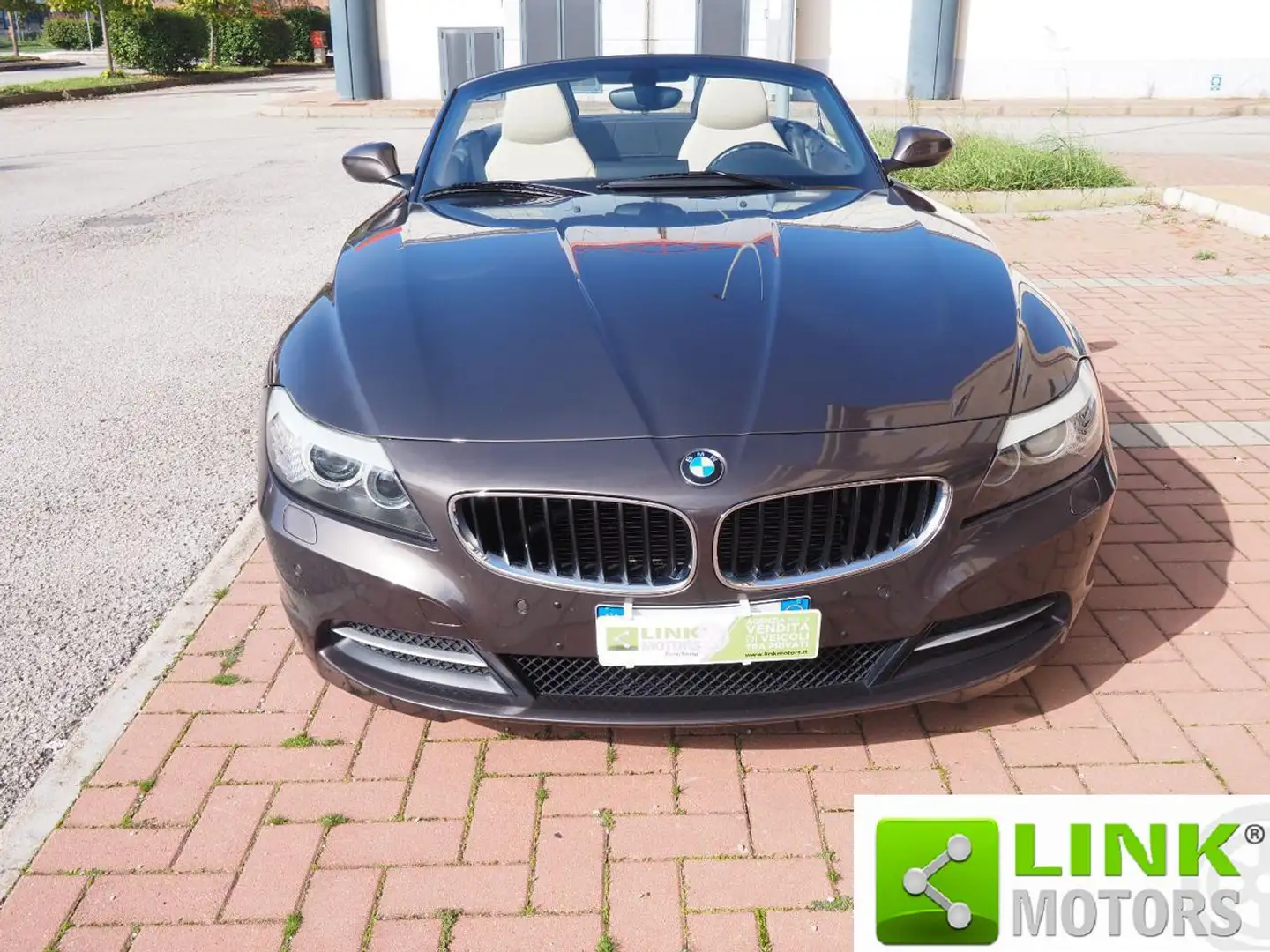 BMW Z4 sDrive23i con FINANZIAMENTO Grigio - 2
