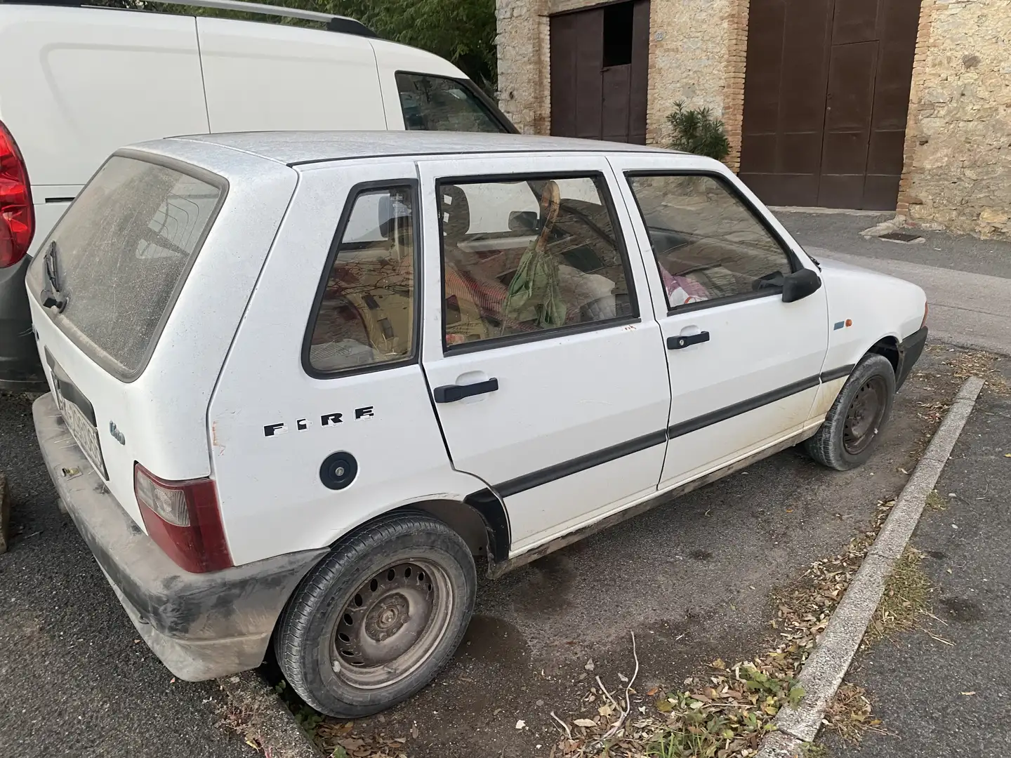 Fiat Uno 5p 1.0 Fire 45cv - 2
