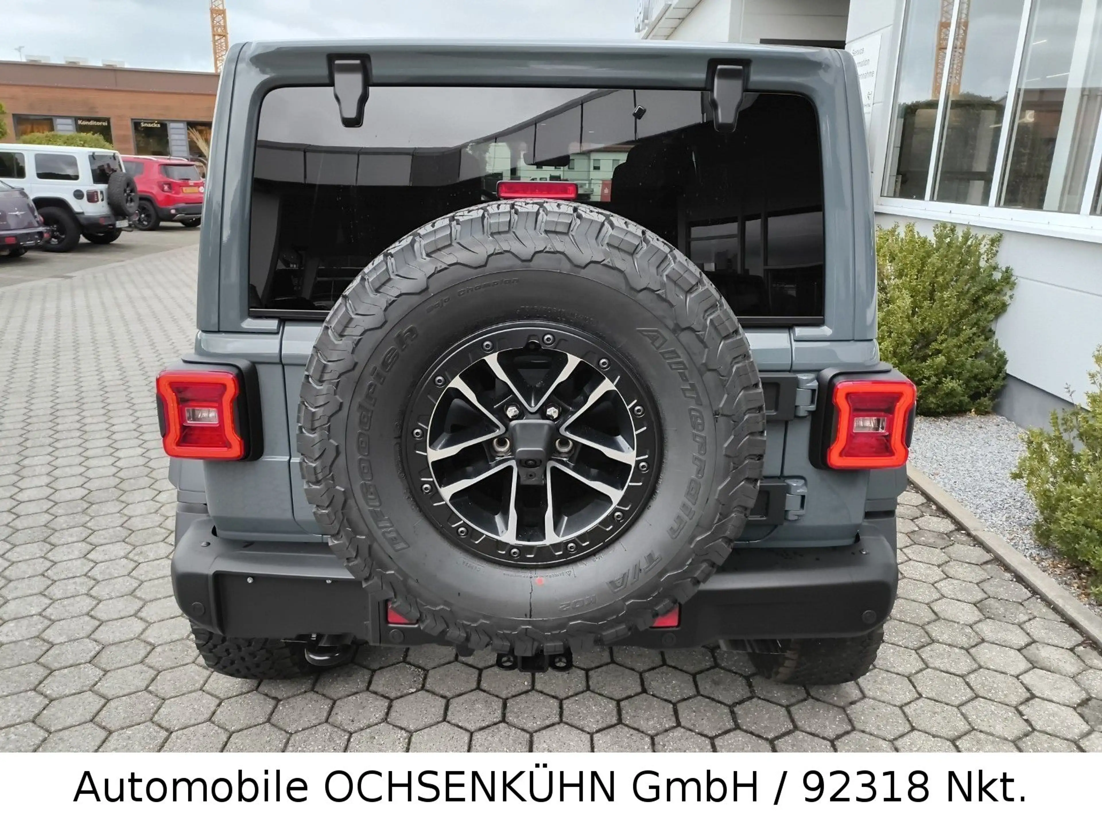 Jeep Wrangler MOAB 392 6.4 V8 / Hardtop — photo 5