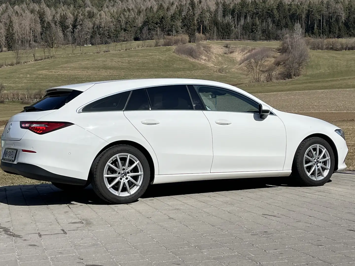 Mercedes-Benz CLA 180 Shooting Brake Edition 1 - 1