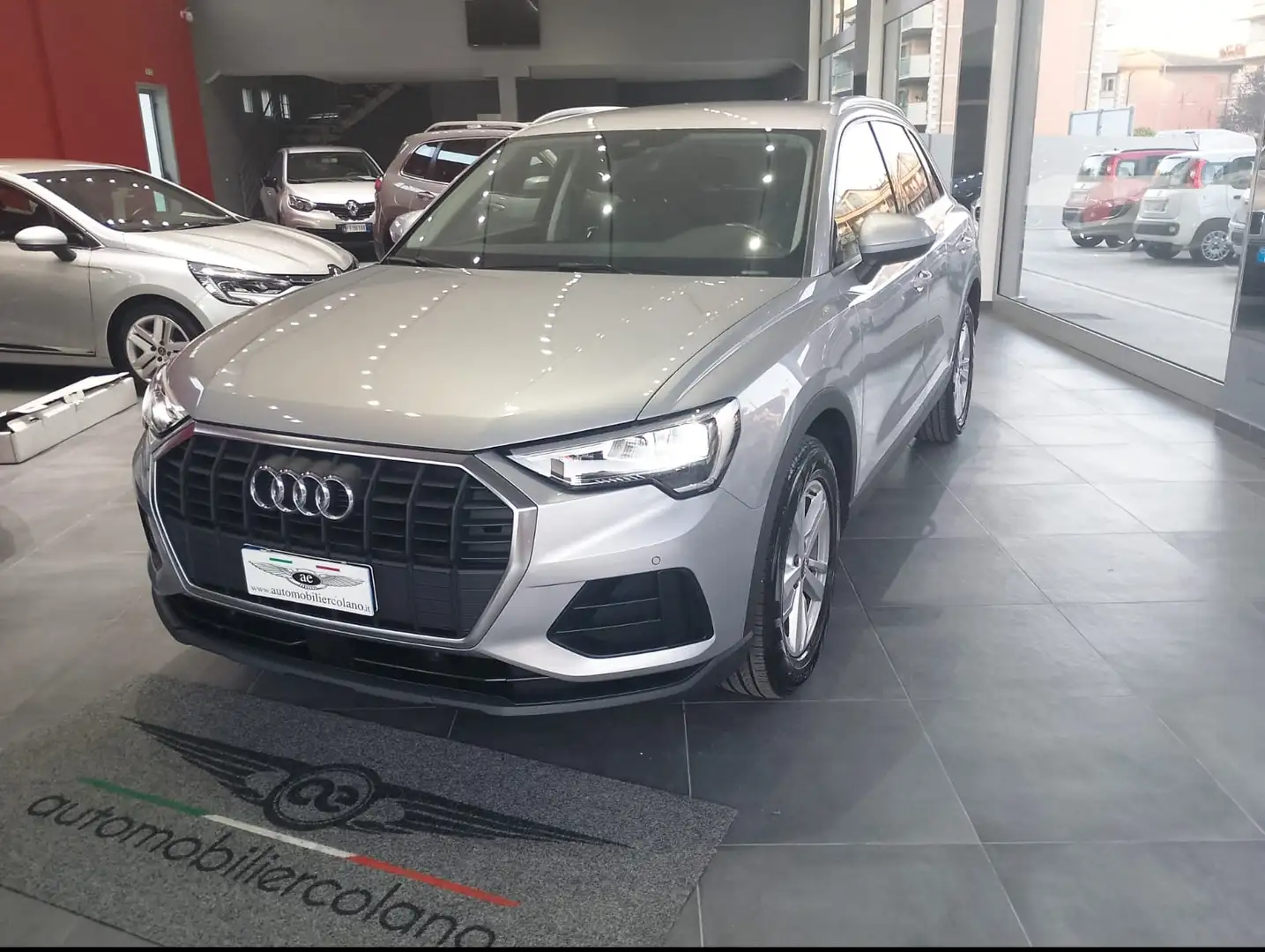 Audi Q3 150 CV SUV 35 TDI S TRONIC BUSINESS Silber - 2