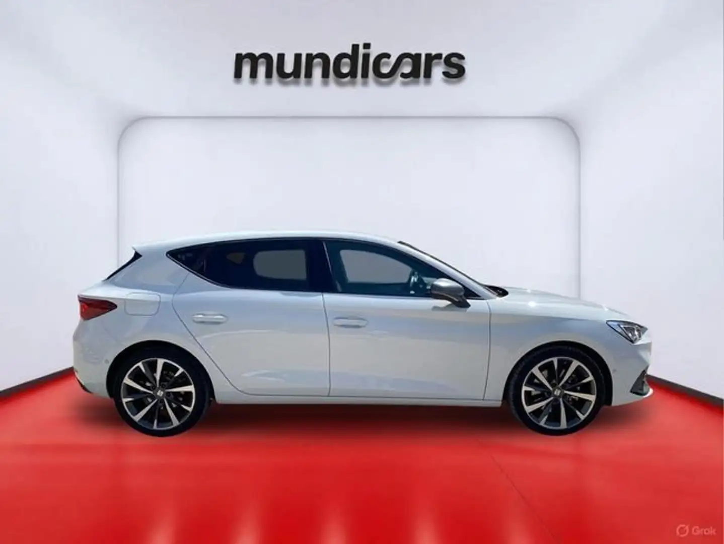 SEAT Leon 1.5 eTSI DSG7 SS FR Blanco - 2