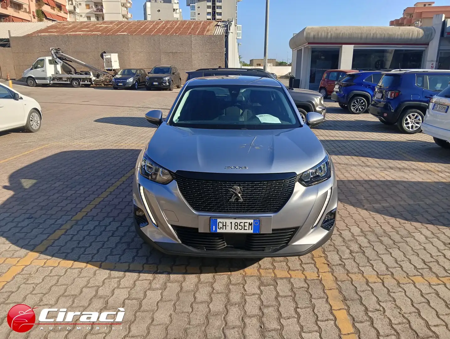 Peugeot 2008 PureTech 100 S&S Active Pack Argento - 2