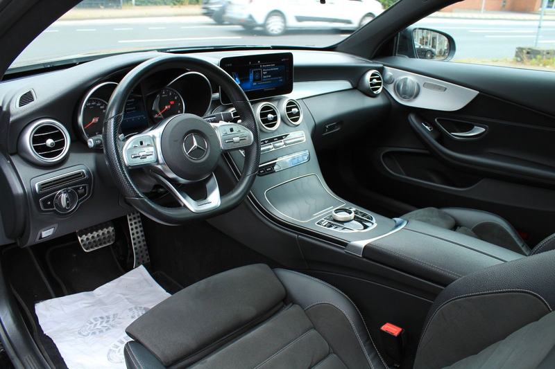 Mercedes-Benz C 300 AMG LINE+4 MATIC+PANO+BURMESTER+LED+KAMERA — photo 12
