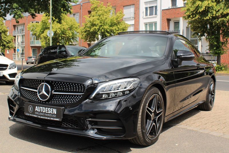 Mercedes-Benz C 300 AMG LINE+4 MATIC+PANO+BURMESTER+LED+KAMERA — photo 8