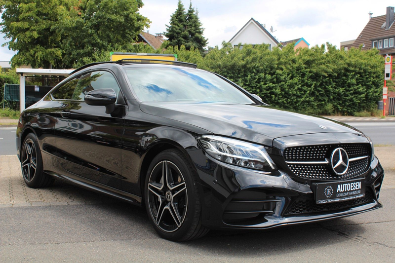 Mercedes-Benz C 300 AMG LINE+4 MATIC+PANO+BURMESTER+LED+KAMERA — photo 4