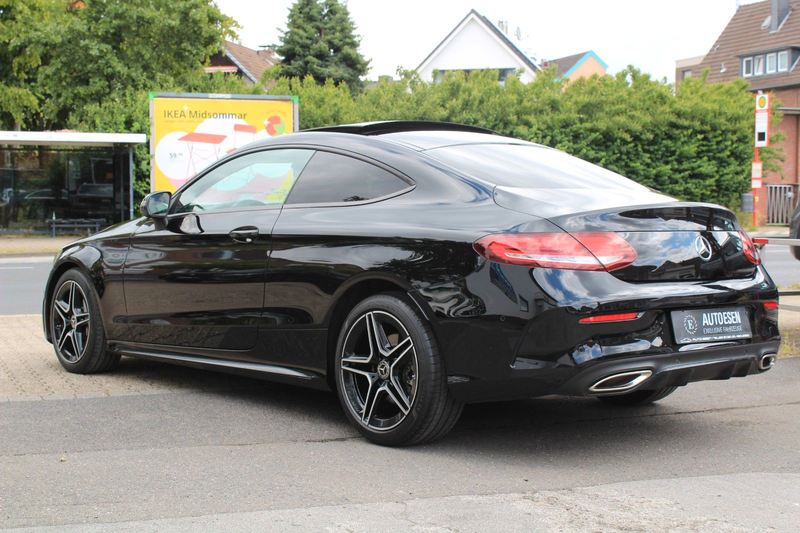Mercedes-Benz C 300 AMG LINE+4 MATIC+PANO+BURMESTER+LED+KAMERA — photo 5