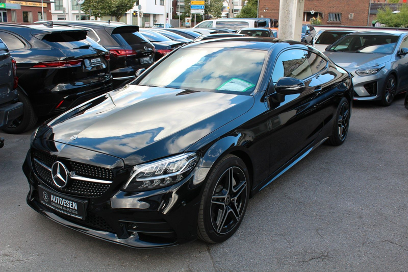 Mercedes-Benz C 300 AMG LINE+4 MATIC+PANO+BURMESTER+LED+KAMERA — photo 11