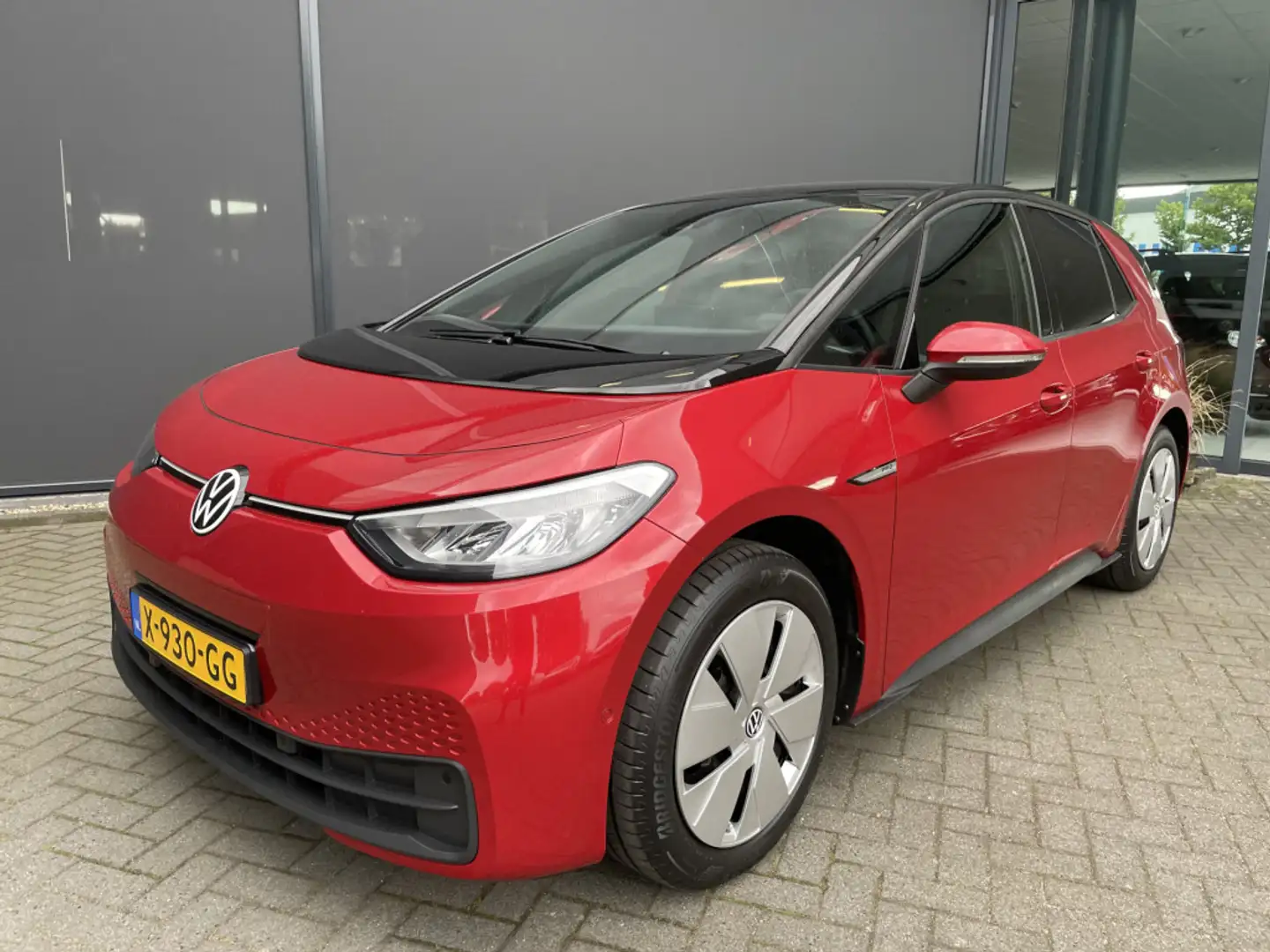 Volkswagen ID.3 Pro Advantage 58 kWh NIEUW! Automaat - Cruise cont Rood - 2