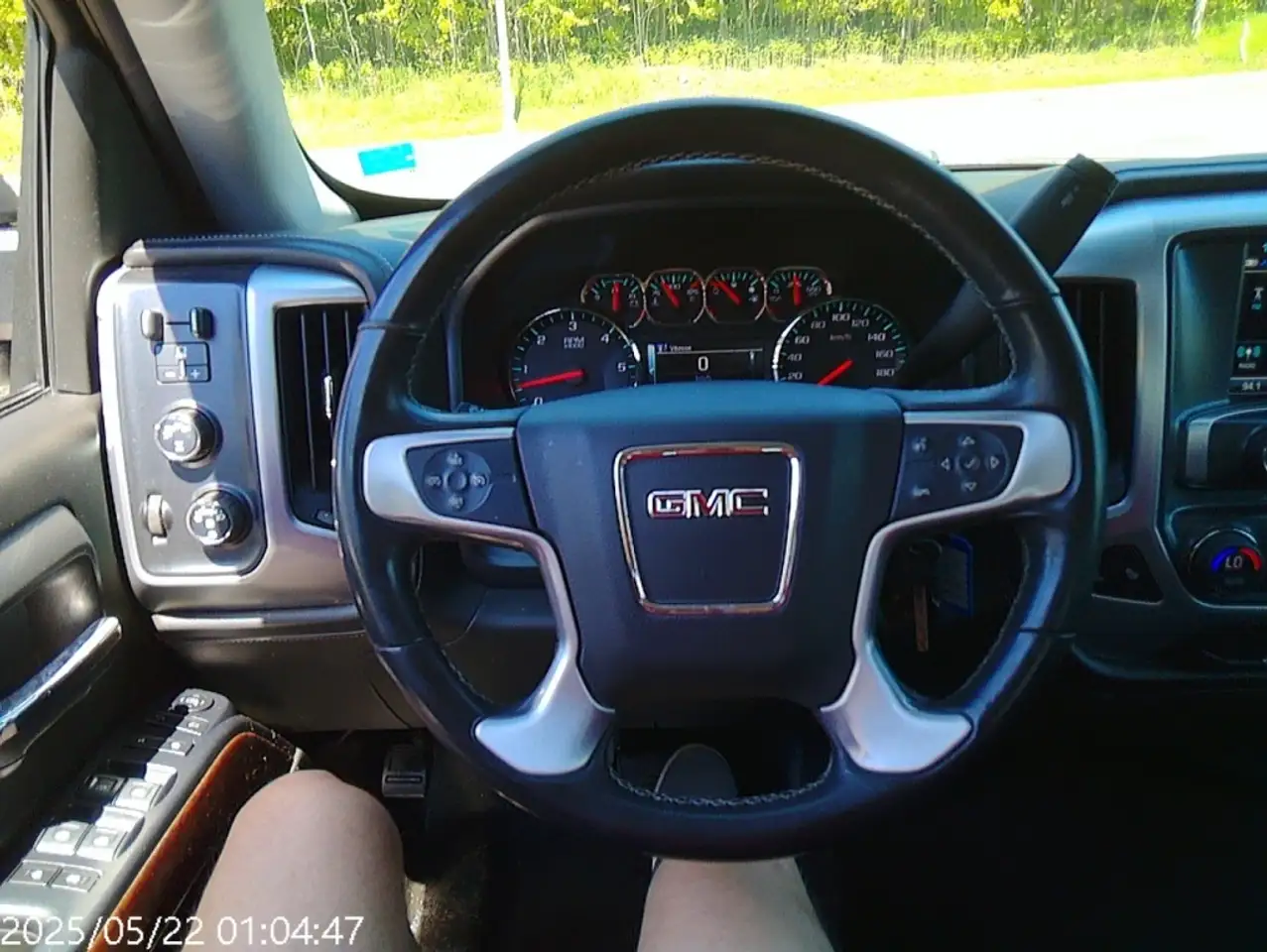 GMC Sierra 1500 photo GMC Sierra 1500