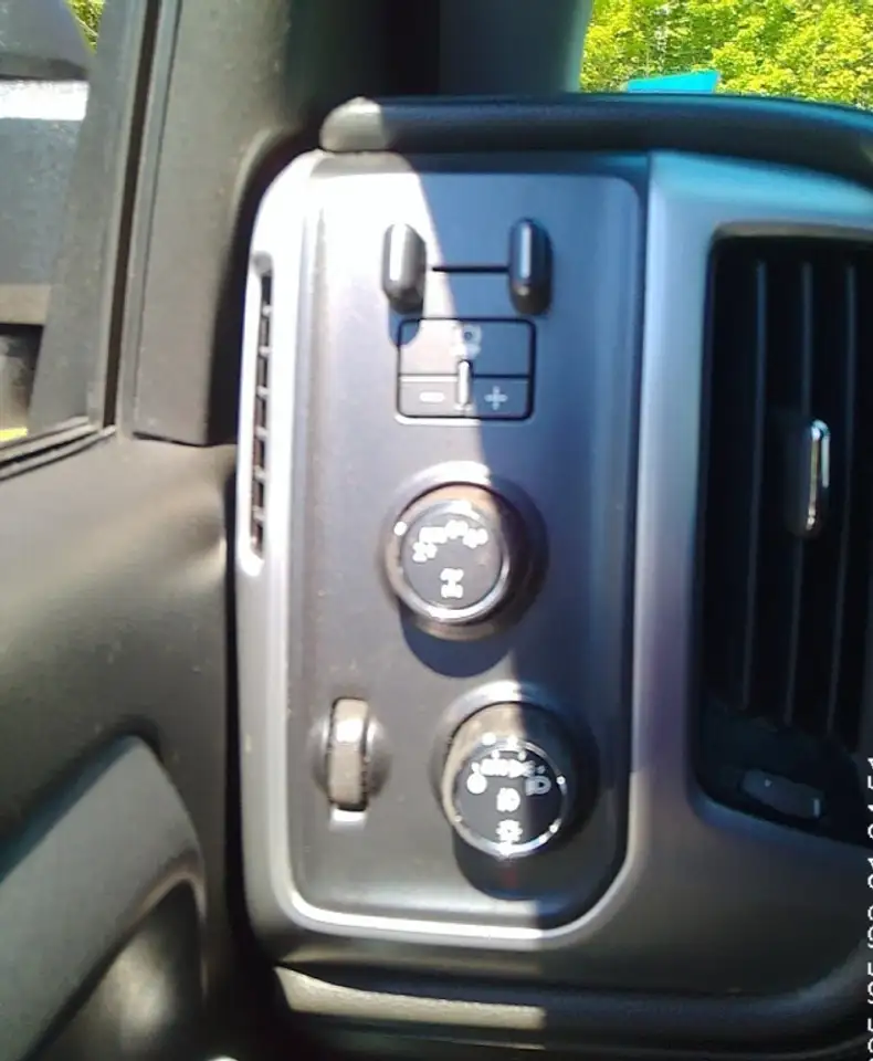 GMC Sierra 1500 photo GMC Sierra 1500
