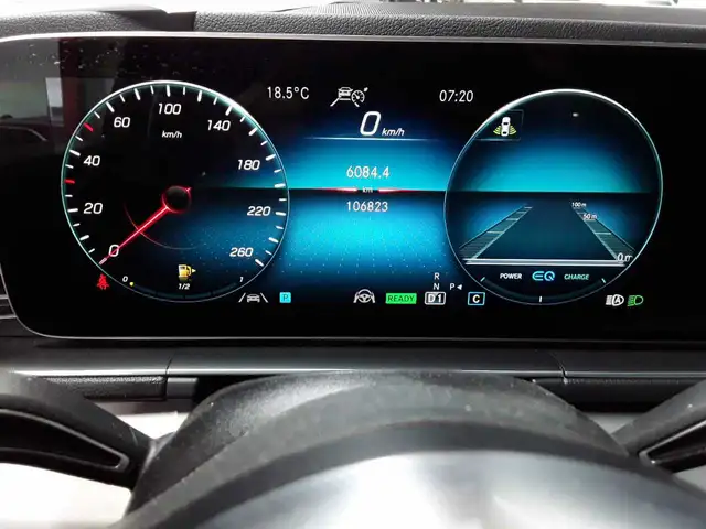 Mercedes-Benz Gle view 11