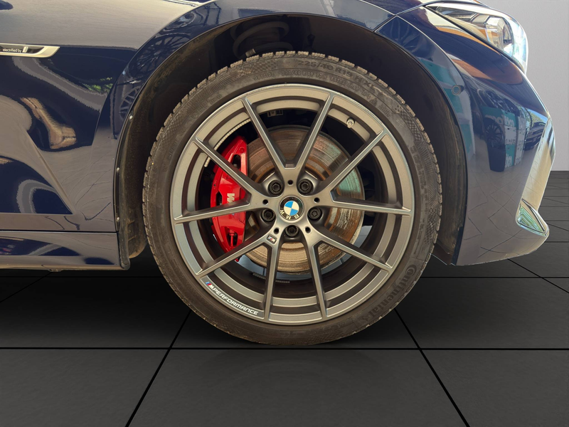 BMW 330 Touring 330eAS PHEV 50 jahre led pdc camera headup trekhaak pano btw... — photo 25