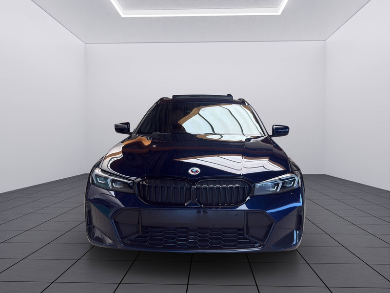 BMW 330 Touring 330eAS PHEV 50 jahre led pdc camera headup trekhaak pano btw... — photo 2