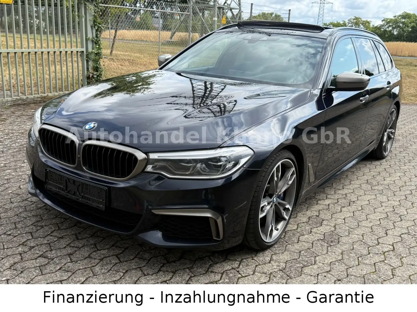 BMW 550 Baureihe 5 Touring M550 d xDrive 1.HAND Blue - 2