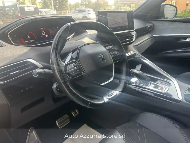 Peugeot 3008 view 9