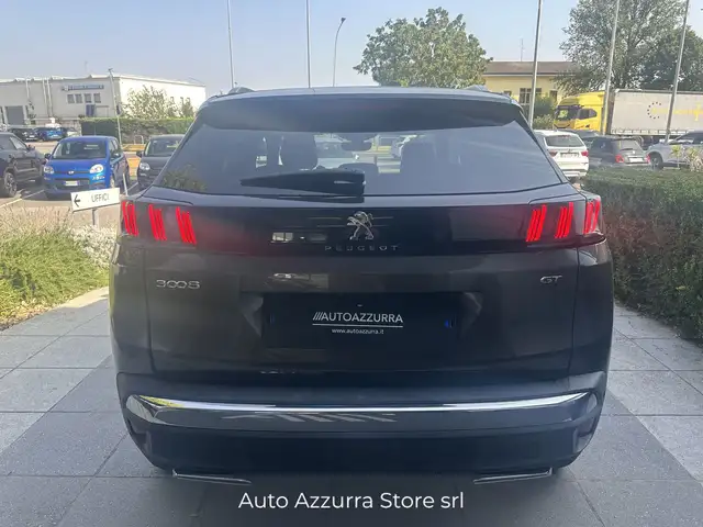 Peugeot 3008 view 5