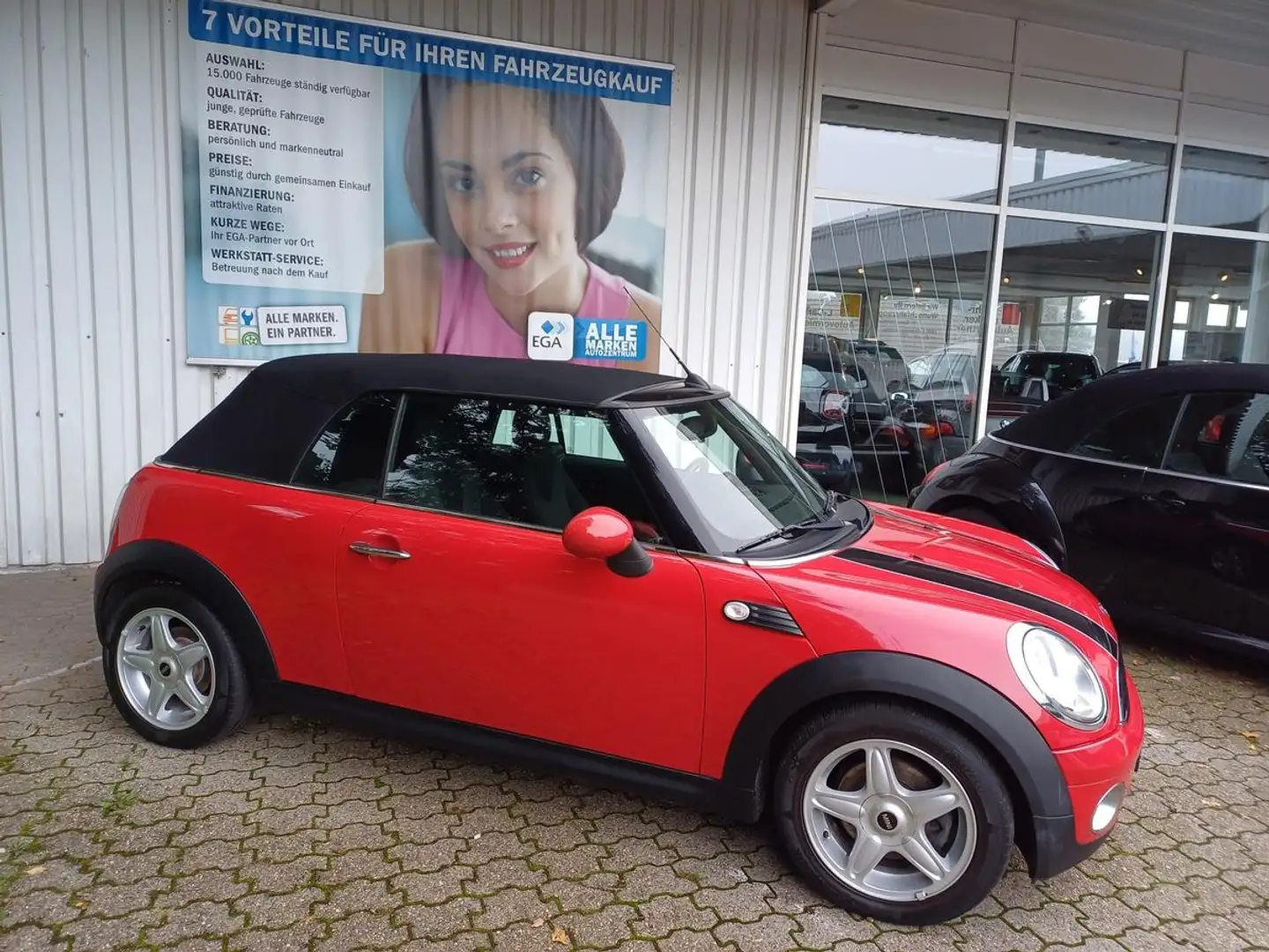 MINI Cooper Cabrio PEPPER*PDC*SITZHEIZUNG*KLIMA* Rot - 1