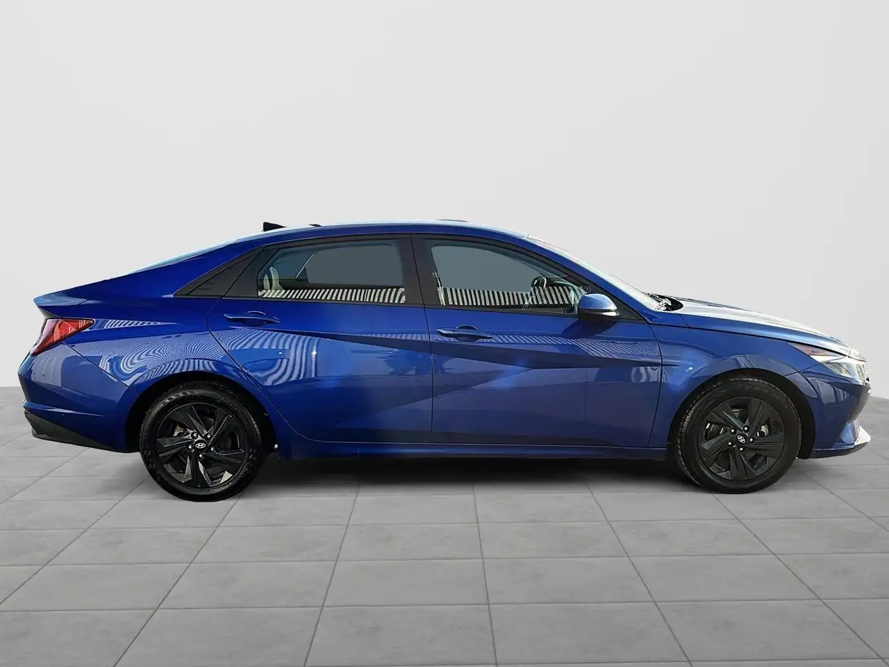 Hyundai ELANTRA снимка Hyundai ELANTRA