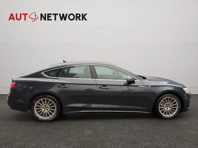 Audi A5 view 6