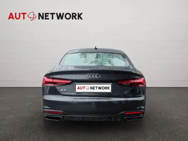Audi A5 view 8