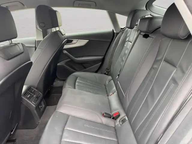 Audi A5 view 11