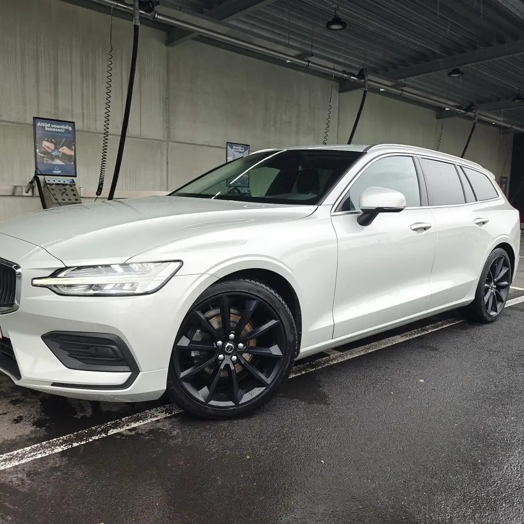 Volvo V60 D3 Geartronic Inscription BTW wagen - 1