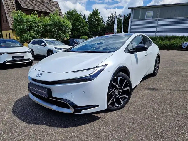 Toyota Prius Plug-In Hybrid Advanced/Solar
