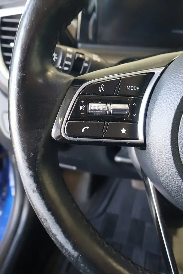 Kia Seltos снимка Kia Seltos